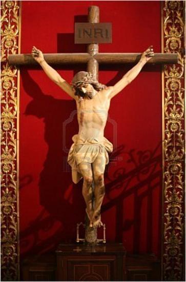 2-O-JEZUS-MARYJA - 860001-jezus-op-een-kruis-op-de-rode-achtergrond.jpg