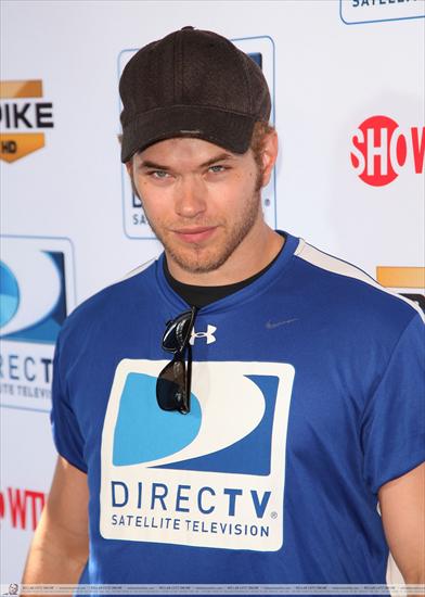 06.02 Kellan  Taylor - Celebrity Beach Ball - 0012.jpg