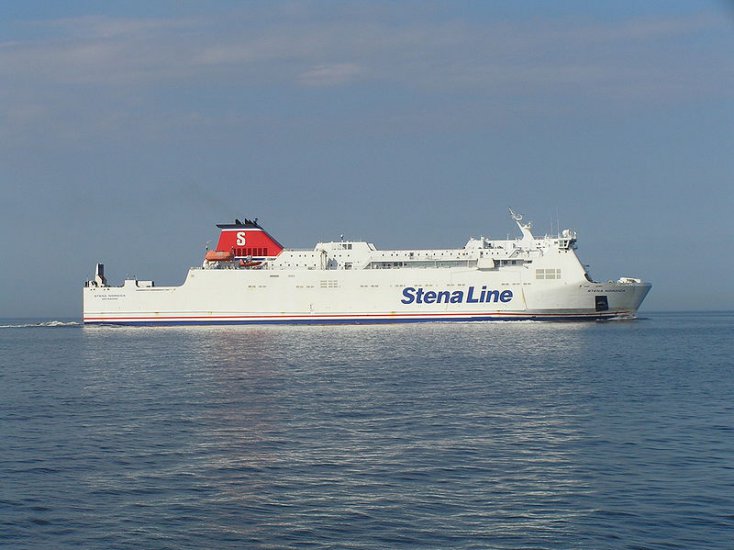 Morza - jachty - okręty - 800px-Stena_Nordica.jpg