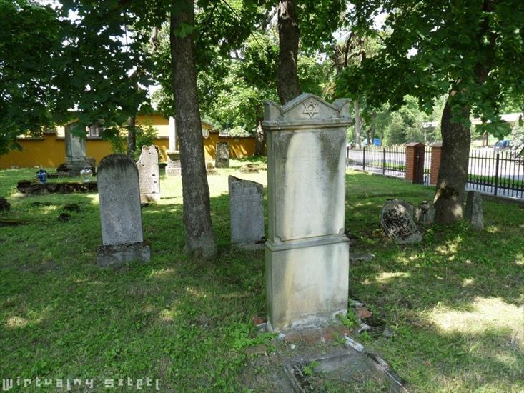 MAZURY  WIDOKI   POLSKA  - Gołdap - Cmentarz Żydowski.jpg
