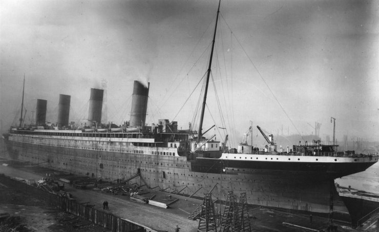 titanic - wallpaper-1839087.jpg