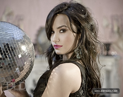 Demi Lovato - Demi15.jpg