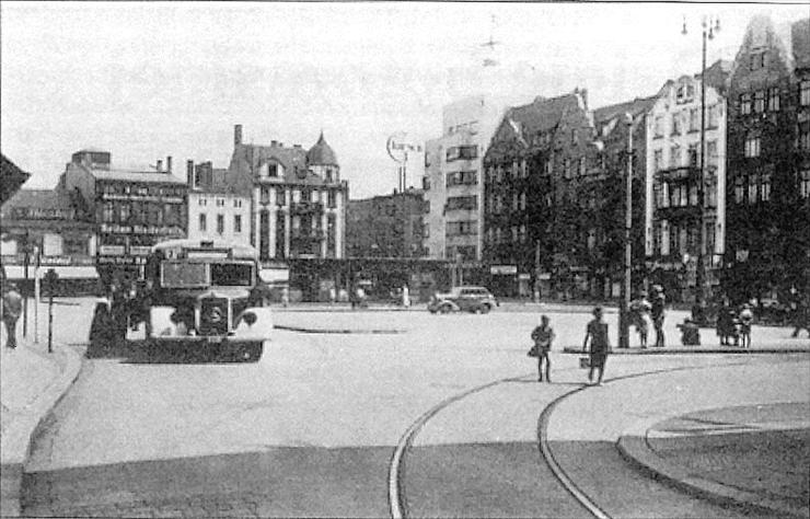 Beuthen - Stadtbus am Ring 1935.jpg