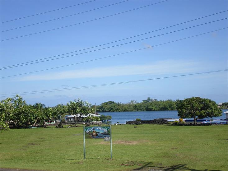 Samoa - Matavai_Village_with_Mata_o_le_Alelo_pool_sign_by_the_road,_Savaii,_Samoa.JPG