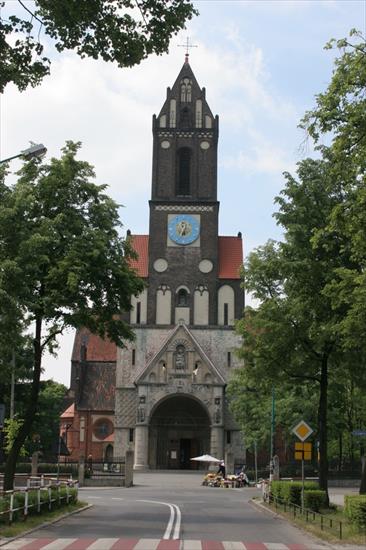 Chorzów - kościół św.Józefa.jpg